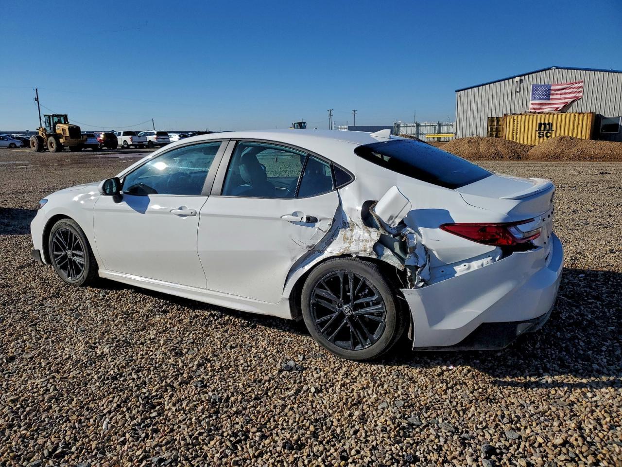 2025 Toyota Camry Se - Фото 2
