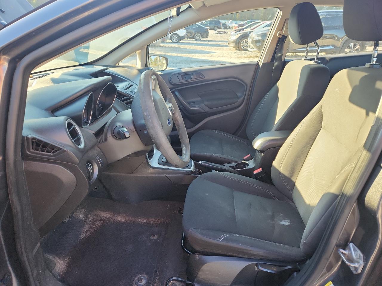 2017 Ford Fiesta Se - Фото 7