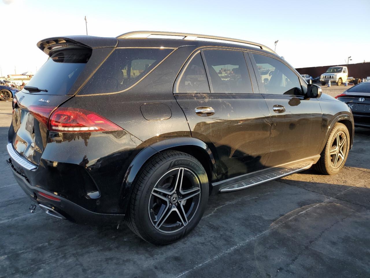 2022 Mercedes-Benz Gle 350 4Matic - Фото 3