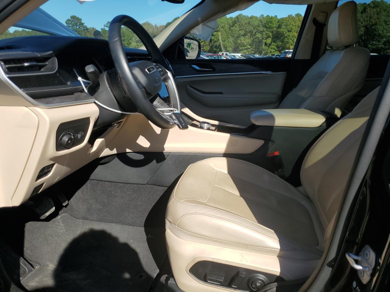 2022 Jeep Grand Cherokee L Limited - Image 7