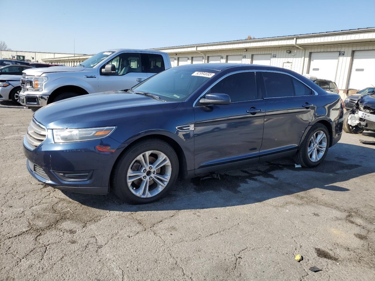 2016 Ford Taurus Sel