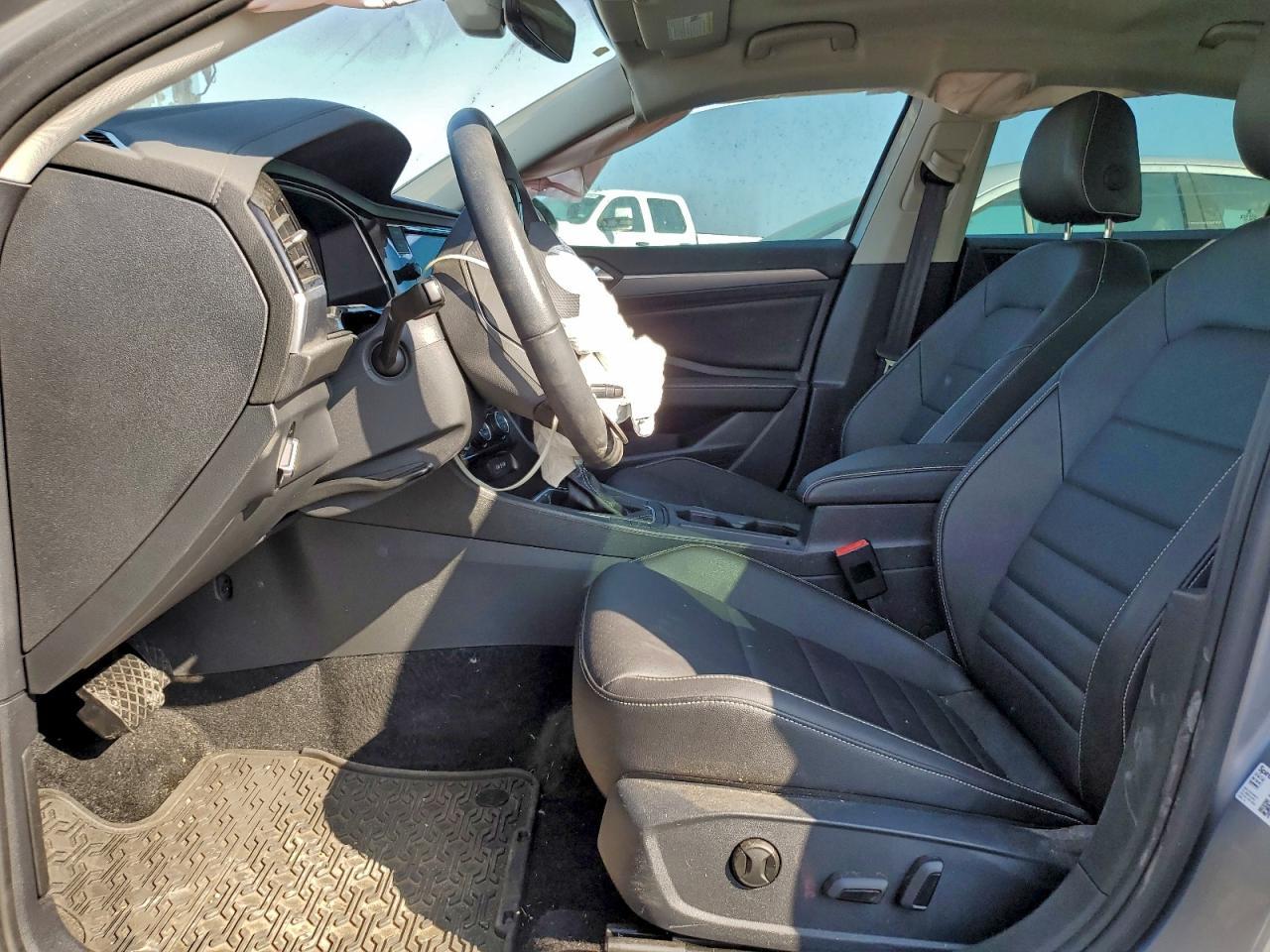 2024 Volkswagen Jetta Se - Фото 7