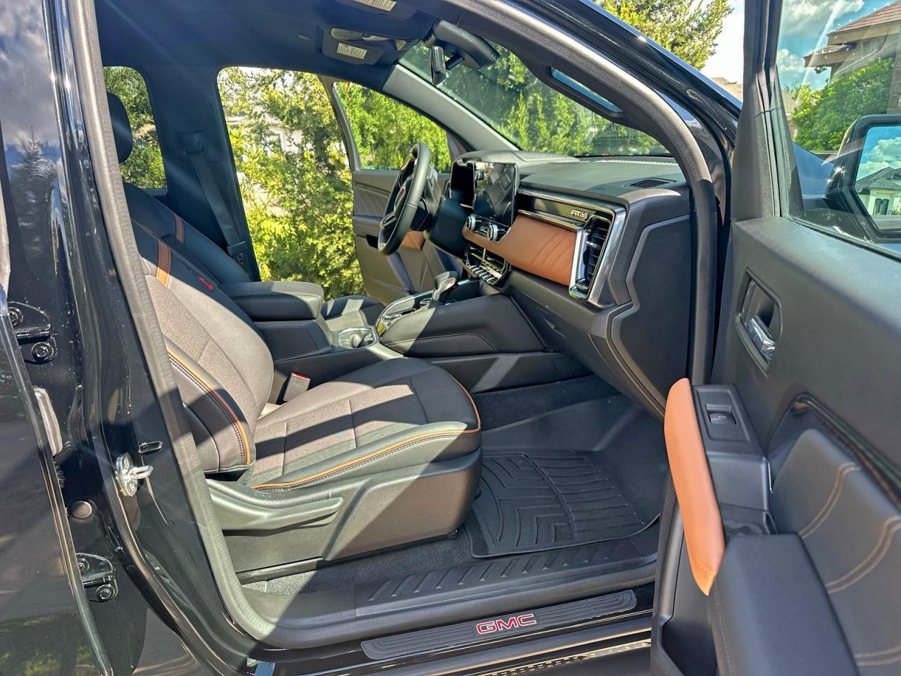 2023 GMC Canyon At4 - Image 5