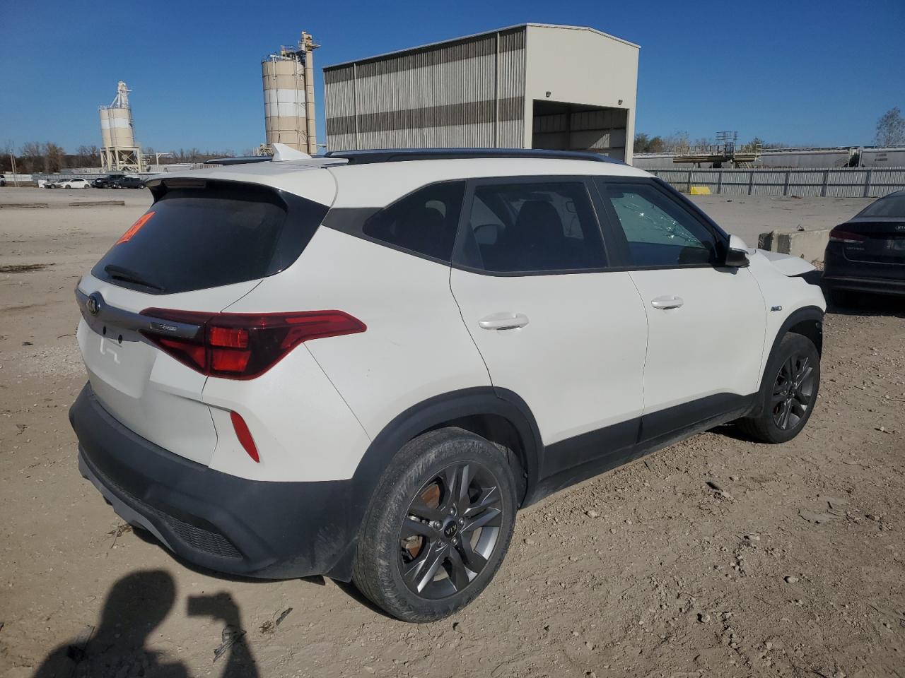 2021 Kia Seltos Lx - Image 3