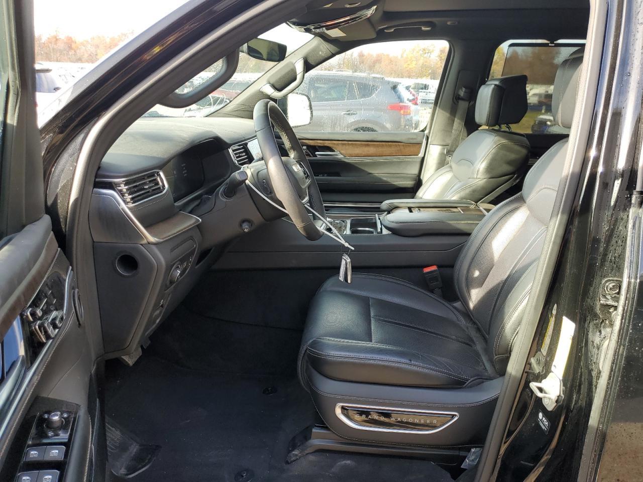 2024 Jeep Grand Wagoneer L Series I - Фото 7
