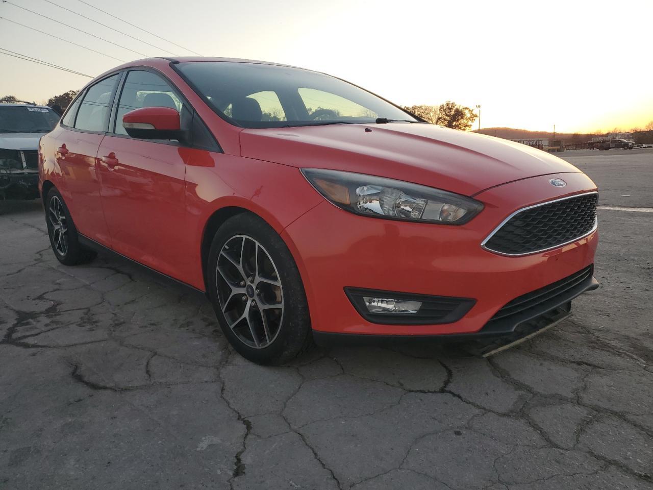 2017 Ford Focus Sel - Image 4