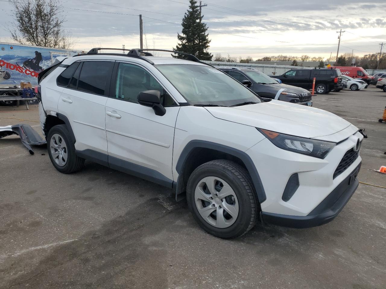 2021 Toyota Rav4 Le - Фото 4