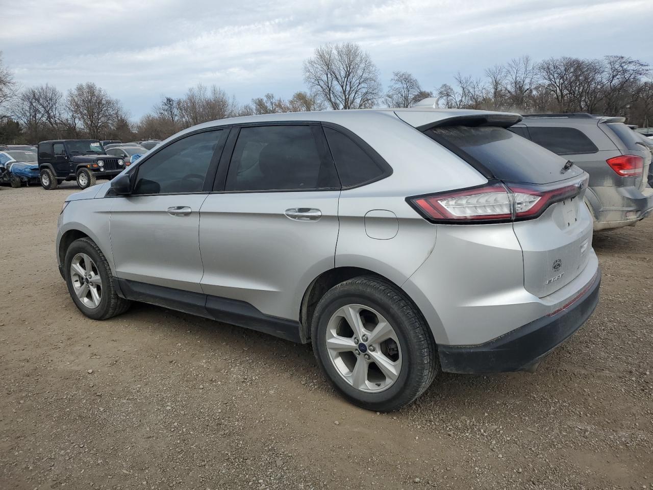 2015 Ford Edge Se - Фото 2