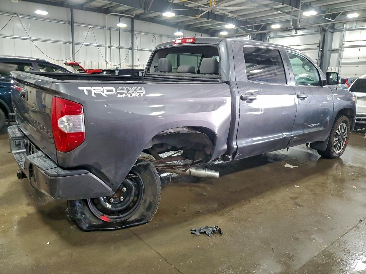 2019 Toyota Tundra Crewmax Sr5 - Image 3