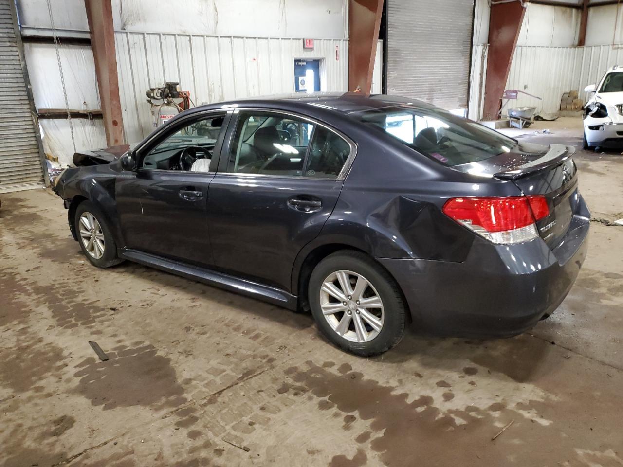 2012 Subaru Legacy 2.5I Premium - Фото 2