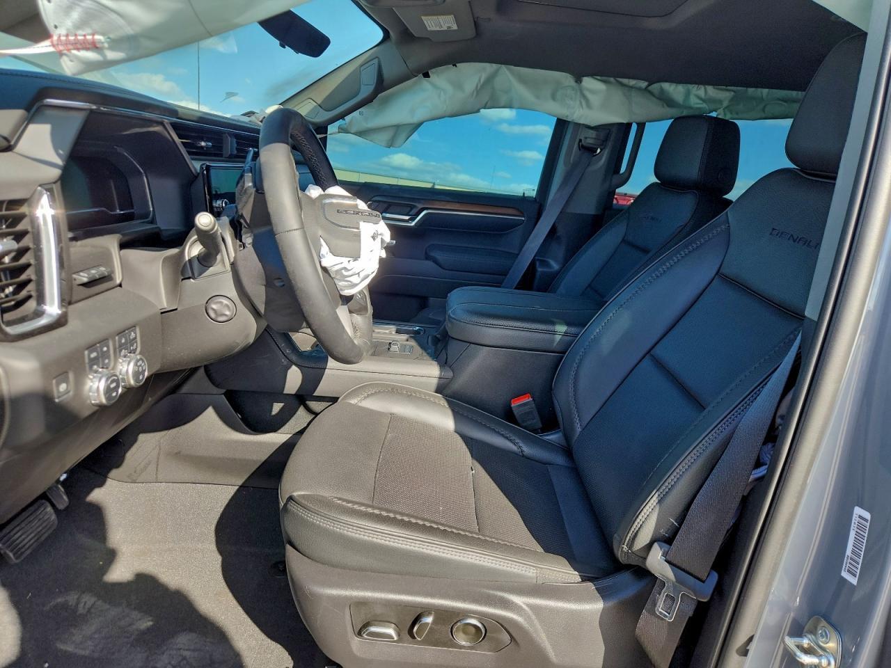 2025 GMC Sierra K1500 Denali - Фото 7