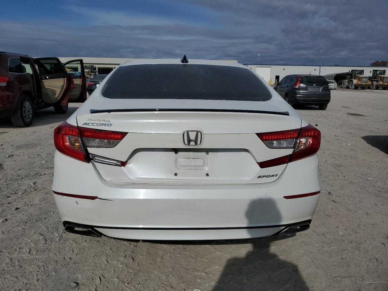 2022 Honda Accord Sport - Image 6