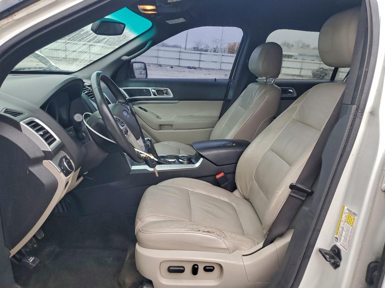 2012 Ford Explorer Xlt - Image 7