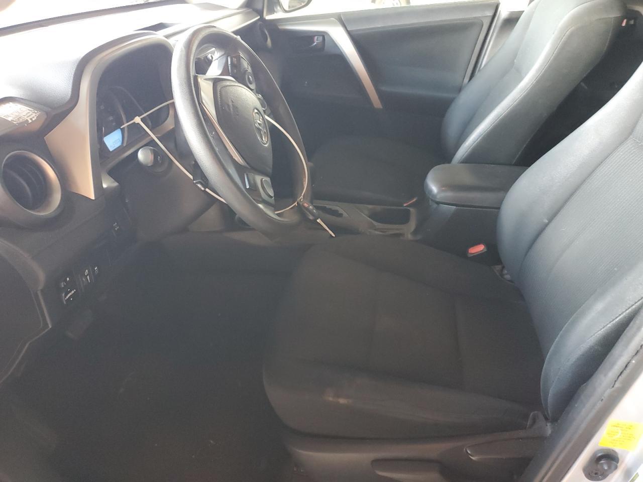 2014 Toyota Rav4 Le - Image 7