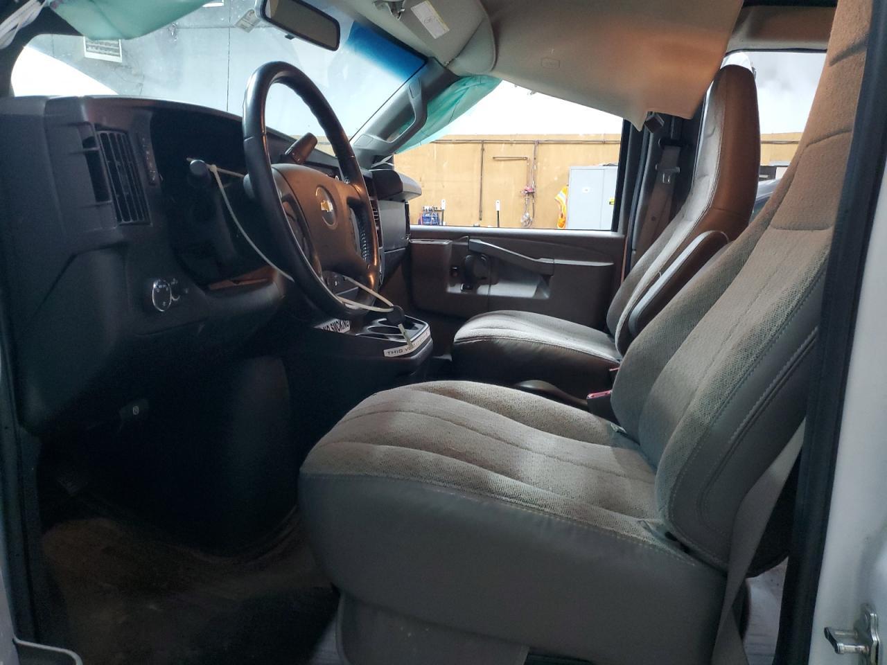 2023 Chevrolet Express G3500 Delivery Van - Image 7