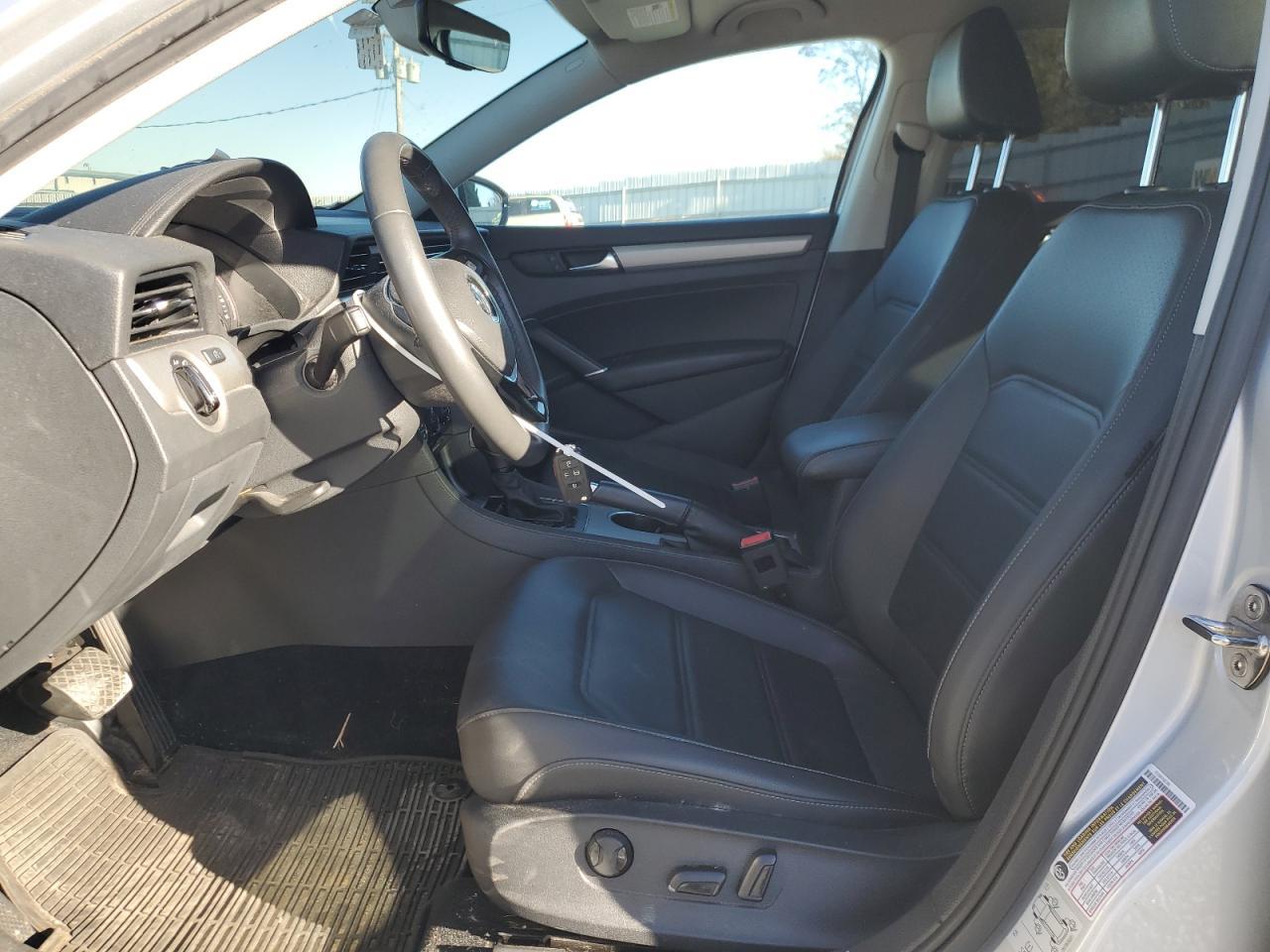 2021 Volkswagen Passat Se - Image 7