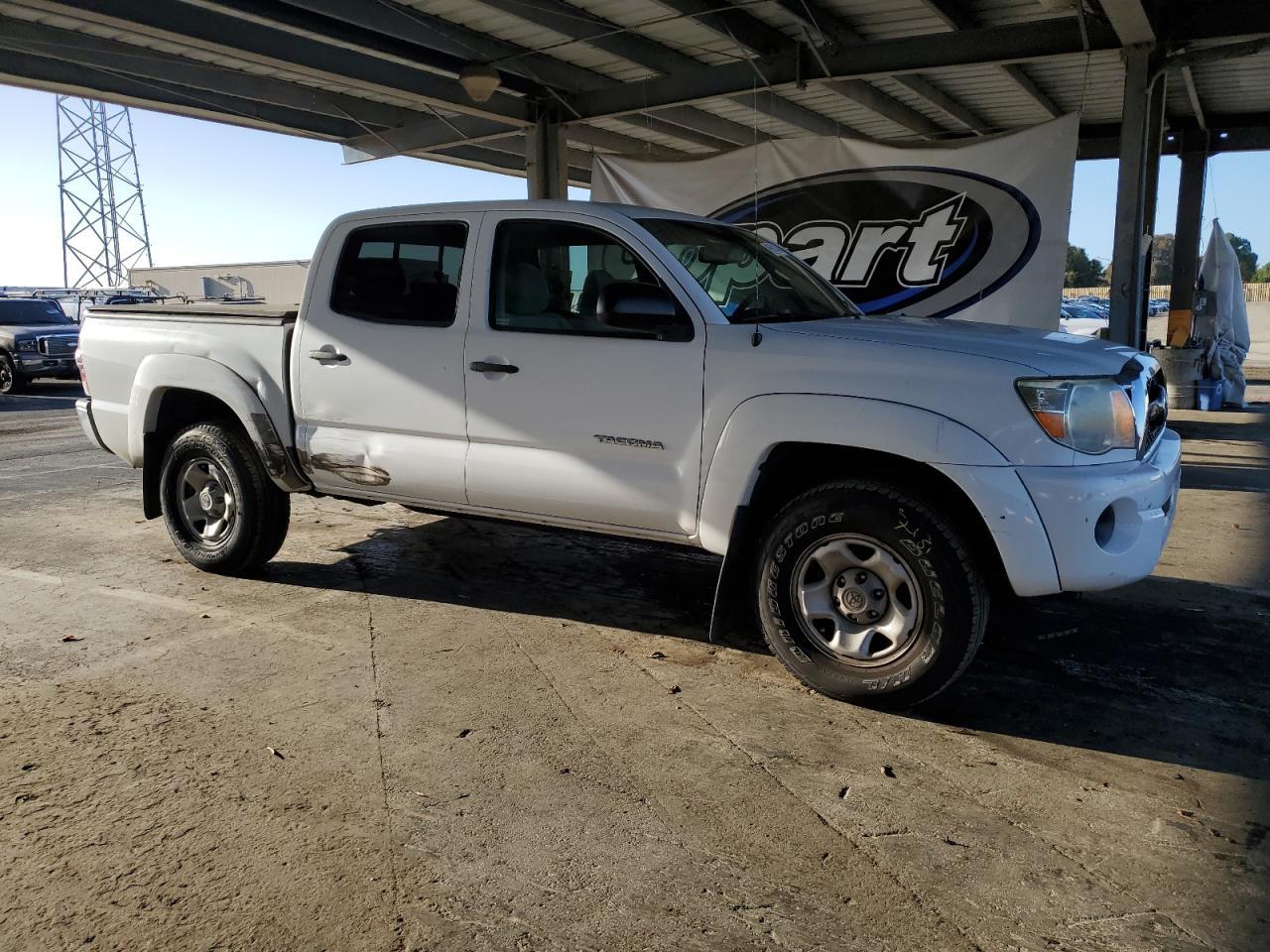 2011 Toyota Tacoma Double Cab - Фото 4