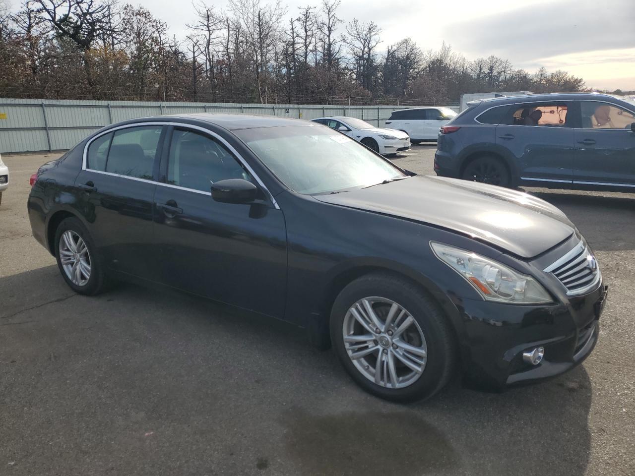 2013 Infiniti G37 - Image 4