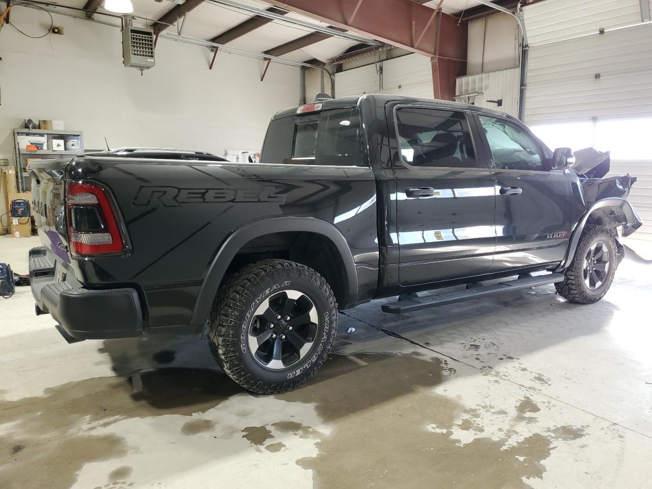 2021 Ram 1500 Rebel - Фото 3
