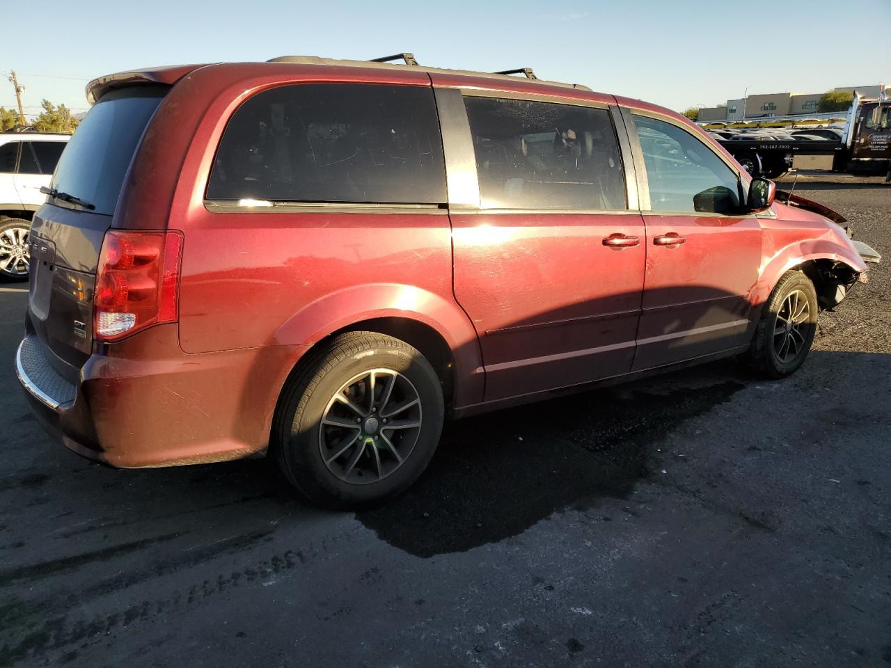 2017 Dodge Grand Caravan Gt - Фото 3
