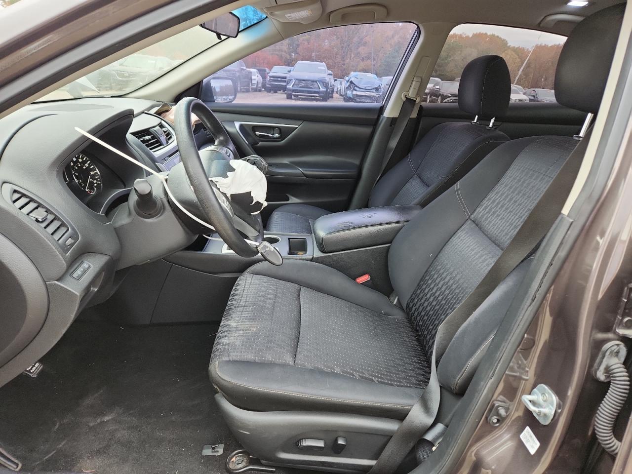 2016 Niss Altima 2.5 S - Фото 7