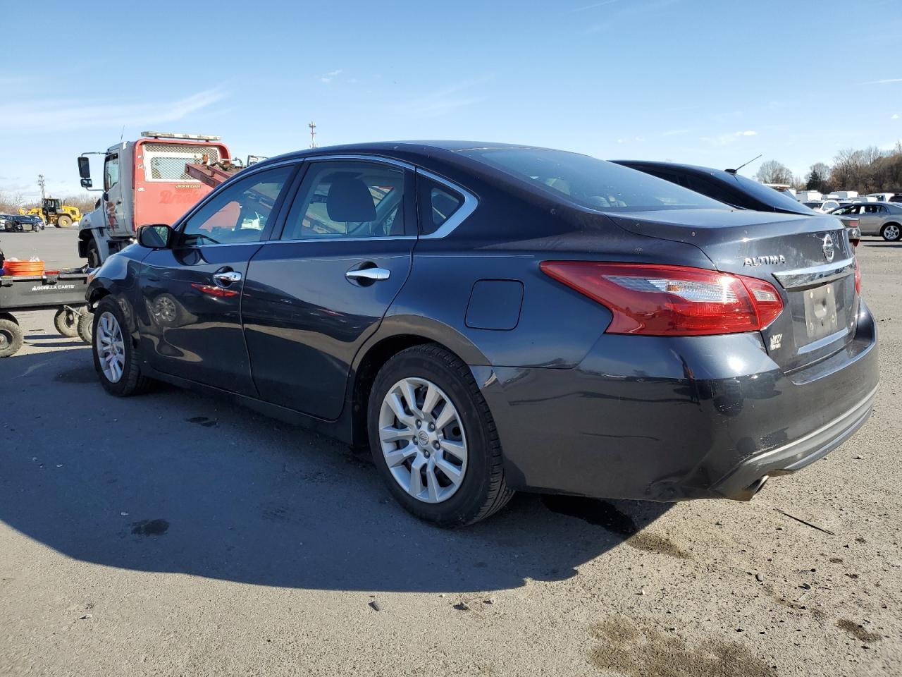 2018 Nissan Altima 2.5 - Image 2