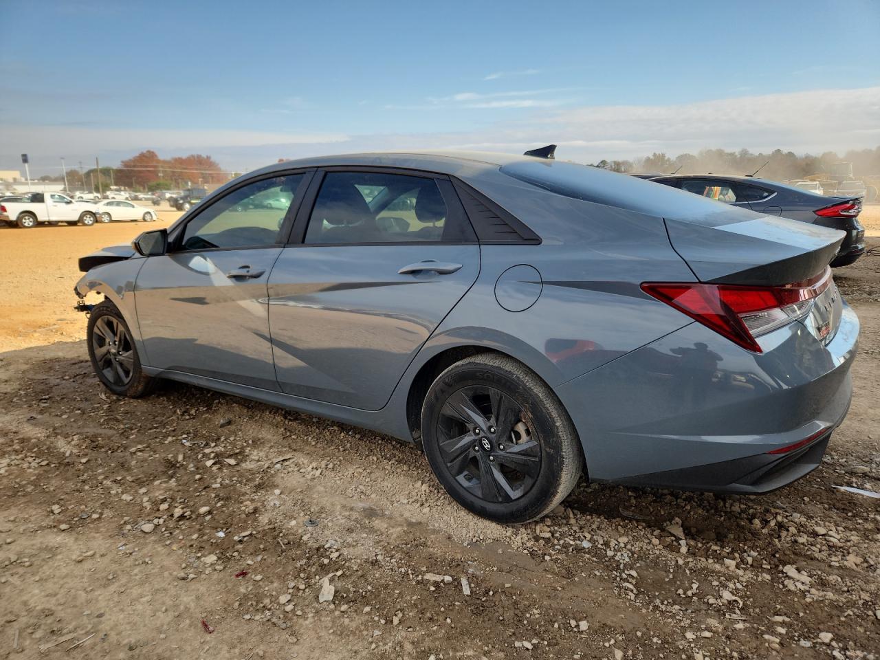 2022 Hyundai Elantra Sel - Image 2