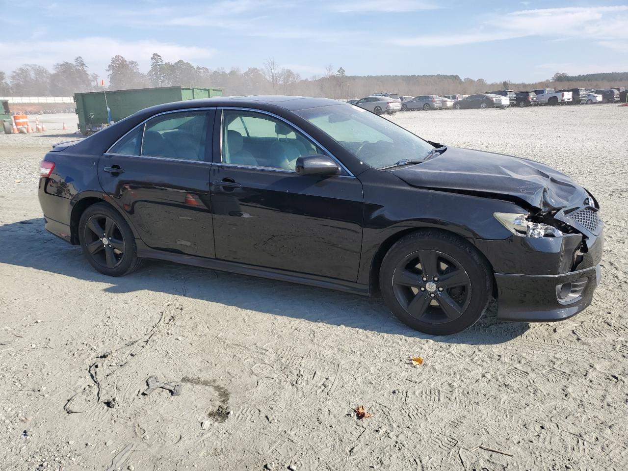 2011 Toyota Camry Base - Фото 4