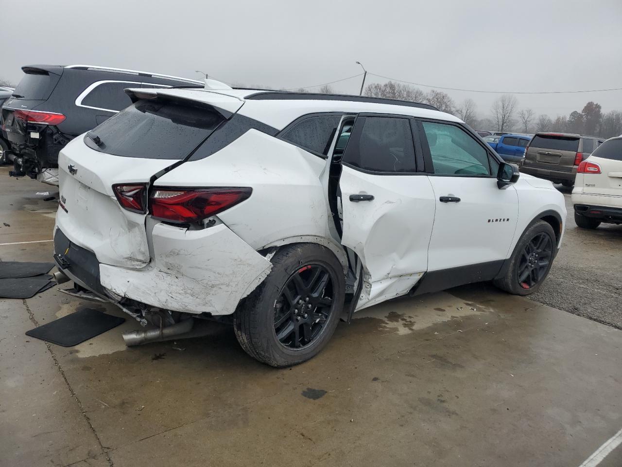 2022 Chevrolet Blazer 2Lt - Фото 3