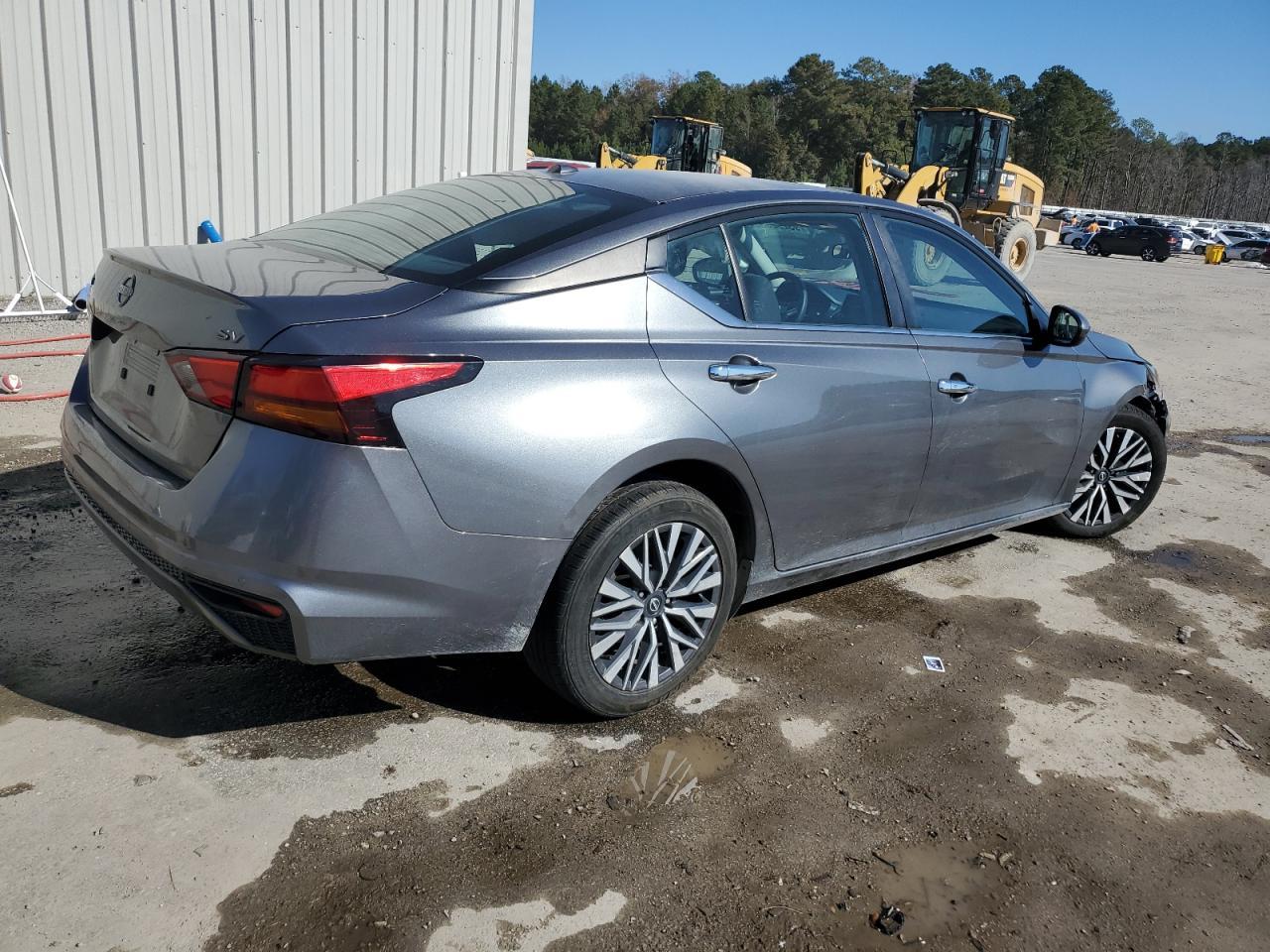 2023 Nissan Altima 2.5 Sv - Image 3