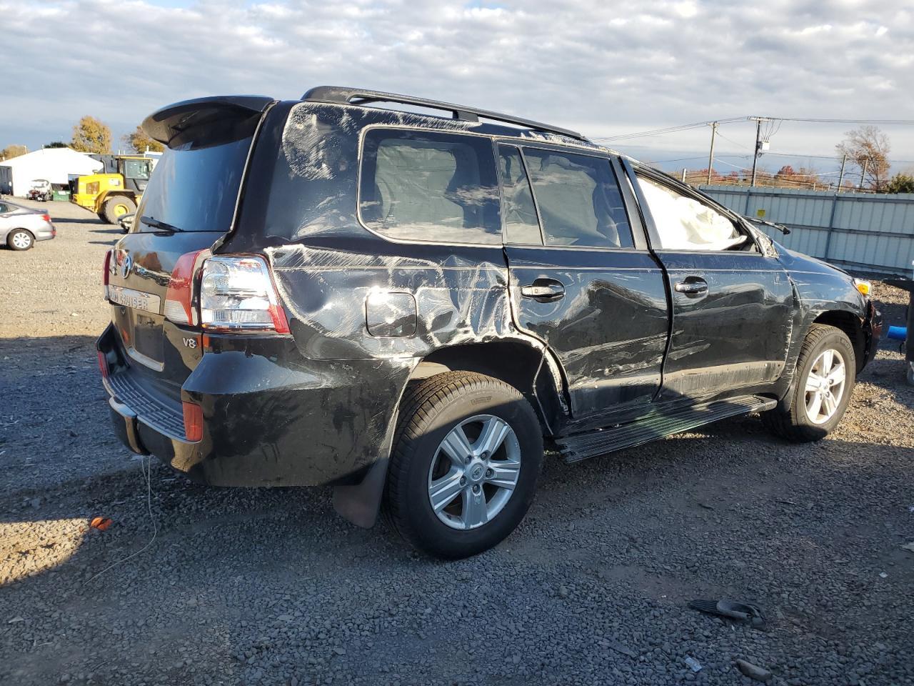 2015 Toyota Land Cruiser - Фото 3