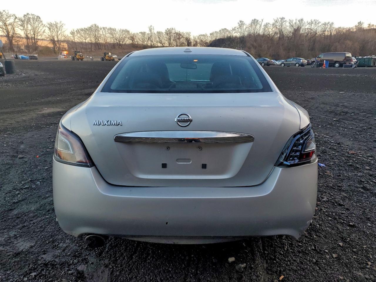 2013 Nissan Maxima S - Image 6
