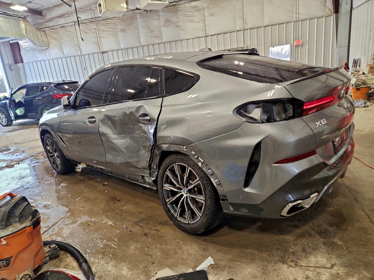 2024 BMW X6 xDrive40I - Фото 2