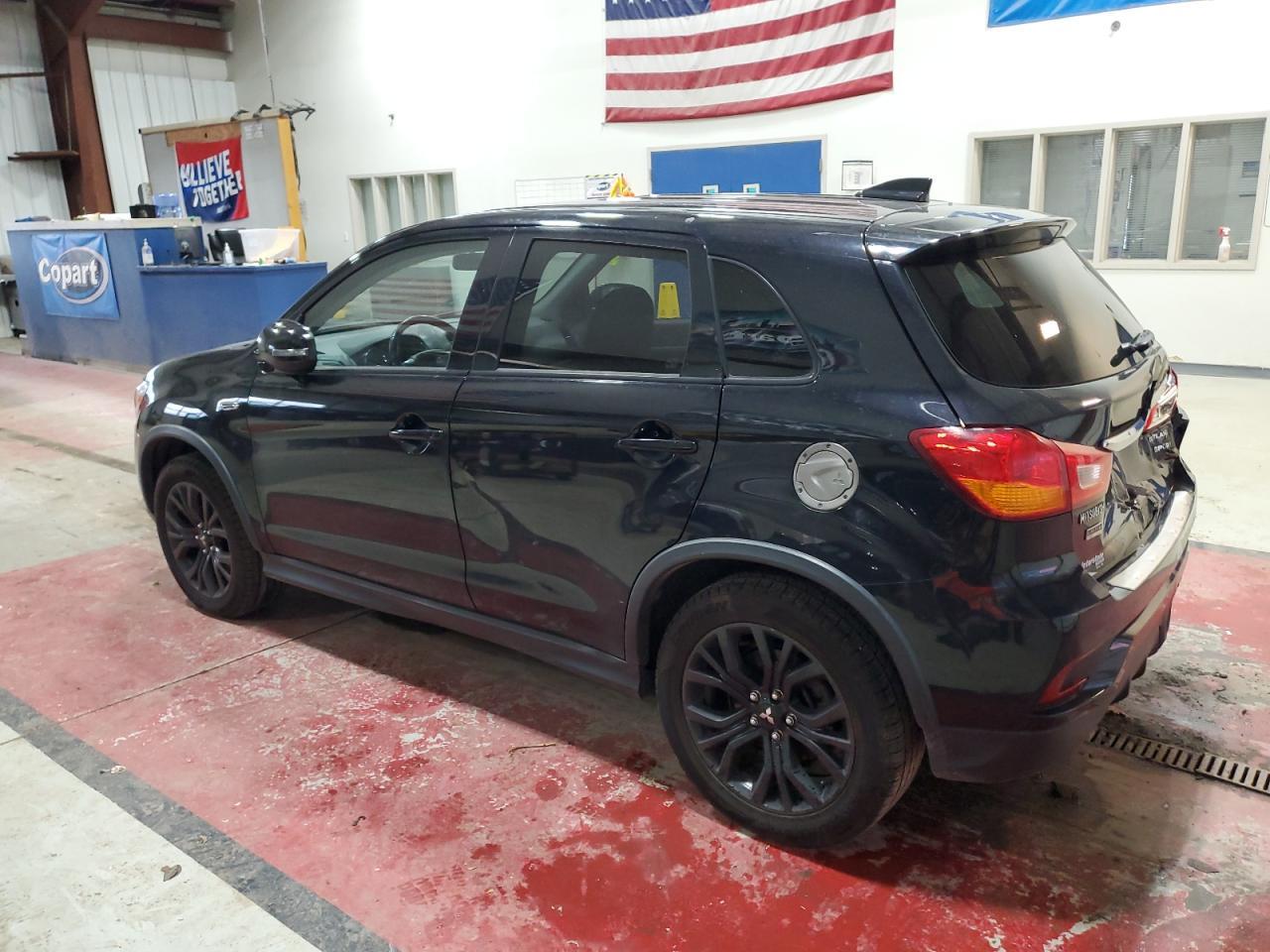 2018 Mitsubishi Outlander Sport Es - Image 2