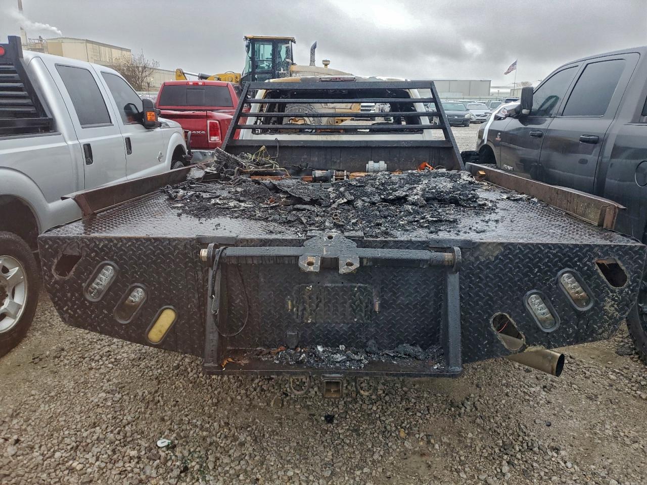 2006 Chevrolet Silverado 3500 Flatbed Truck - Image 6
