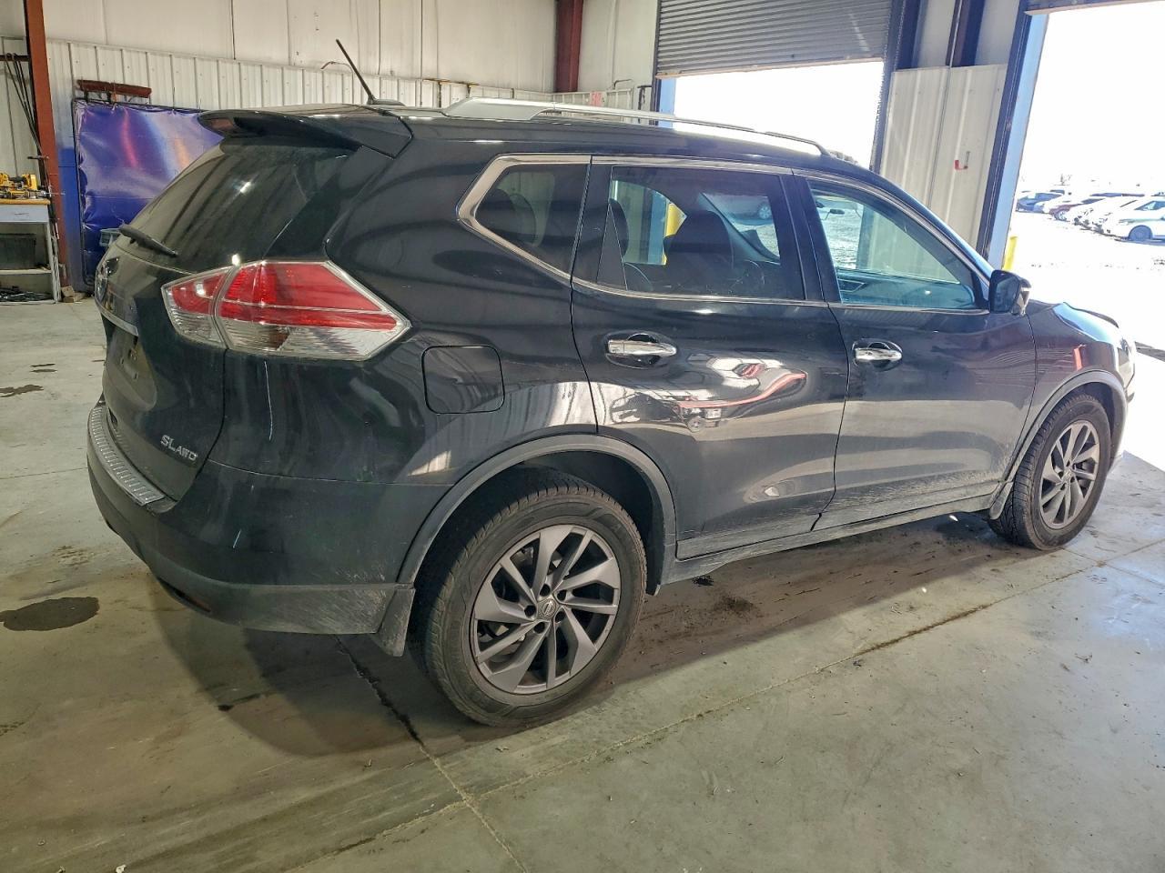 2016 Niss Rogue S - Image 3