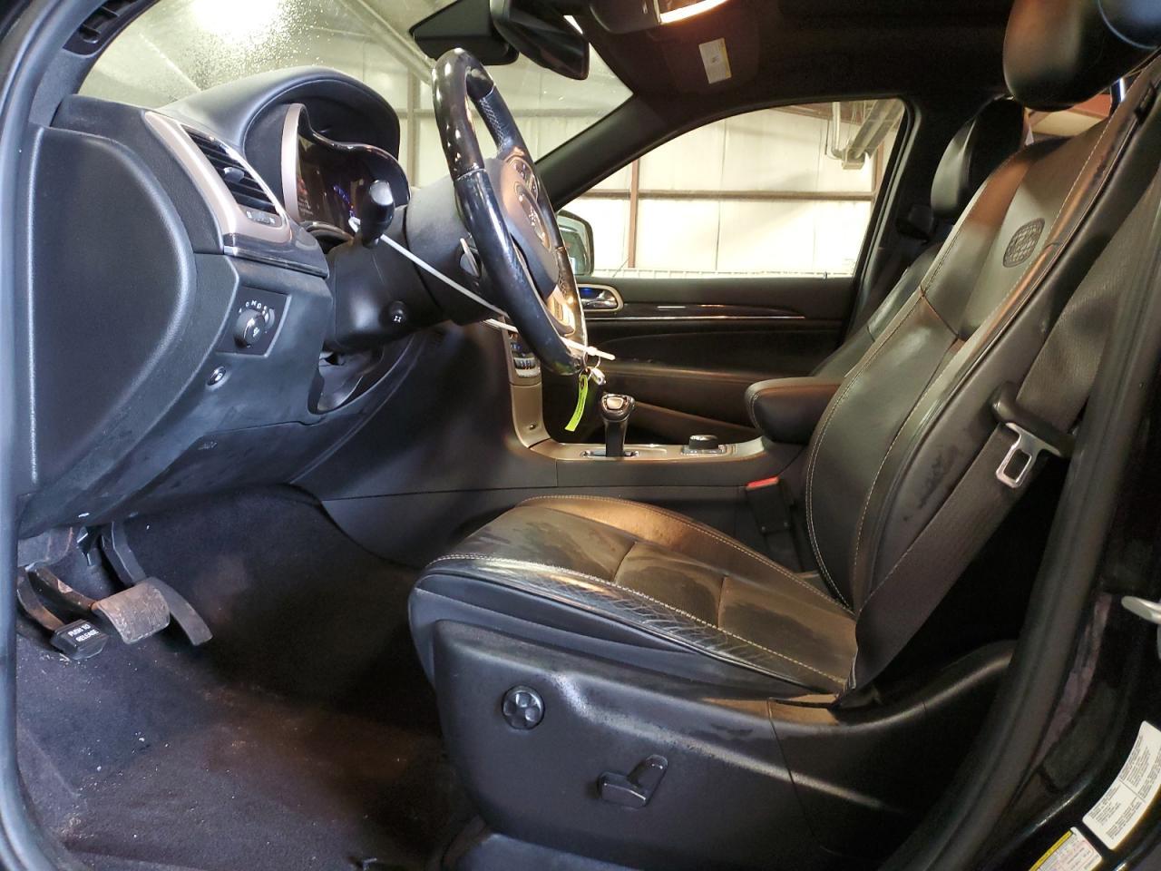 2014 Jeep Grand Cherokee Overland - Image 7