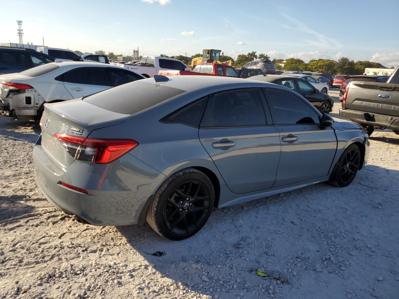 2023 Honda Civic Sport - Фото 3