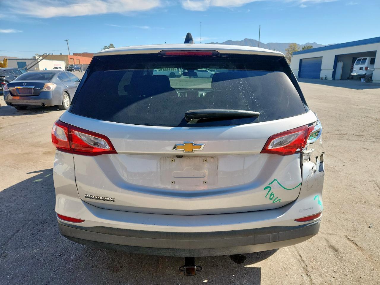 2021 Chevrolet Equinox Ls - Фото 6