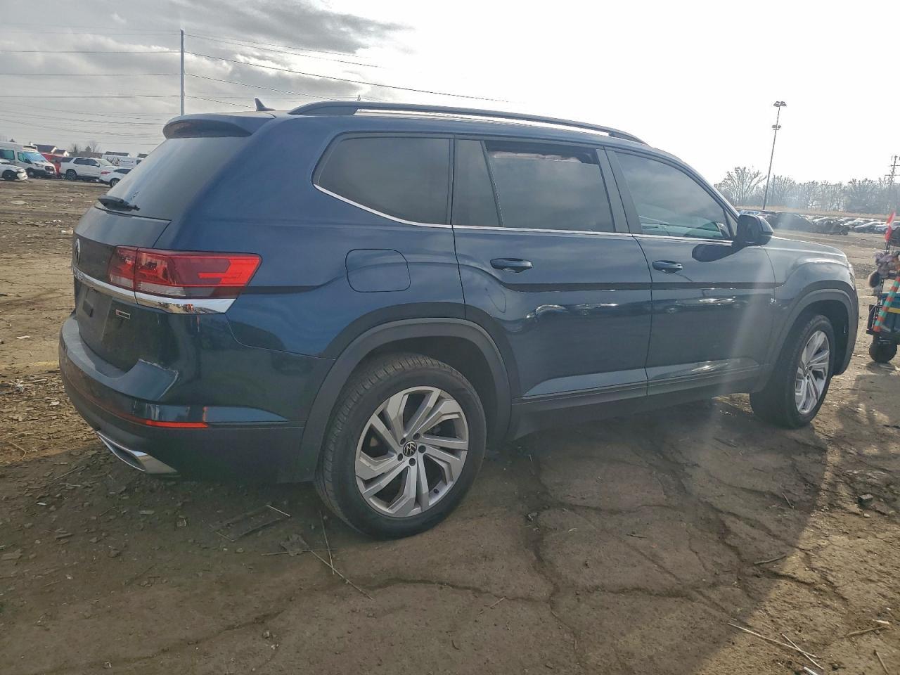 2021 Volkswagen Atlas Se - Фото 3