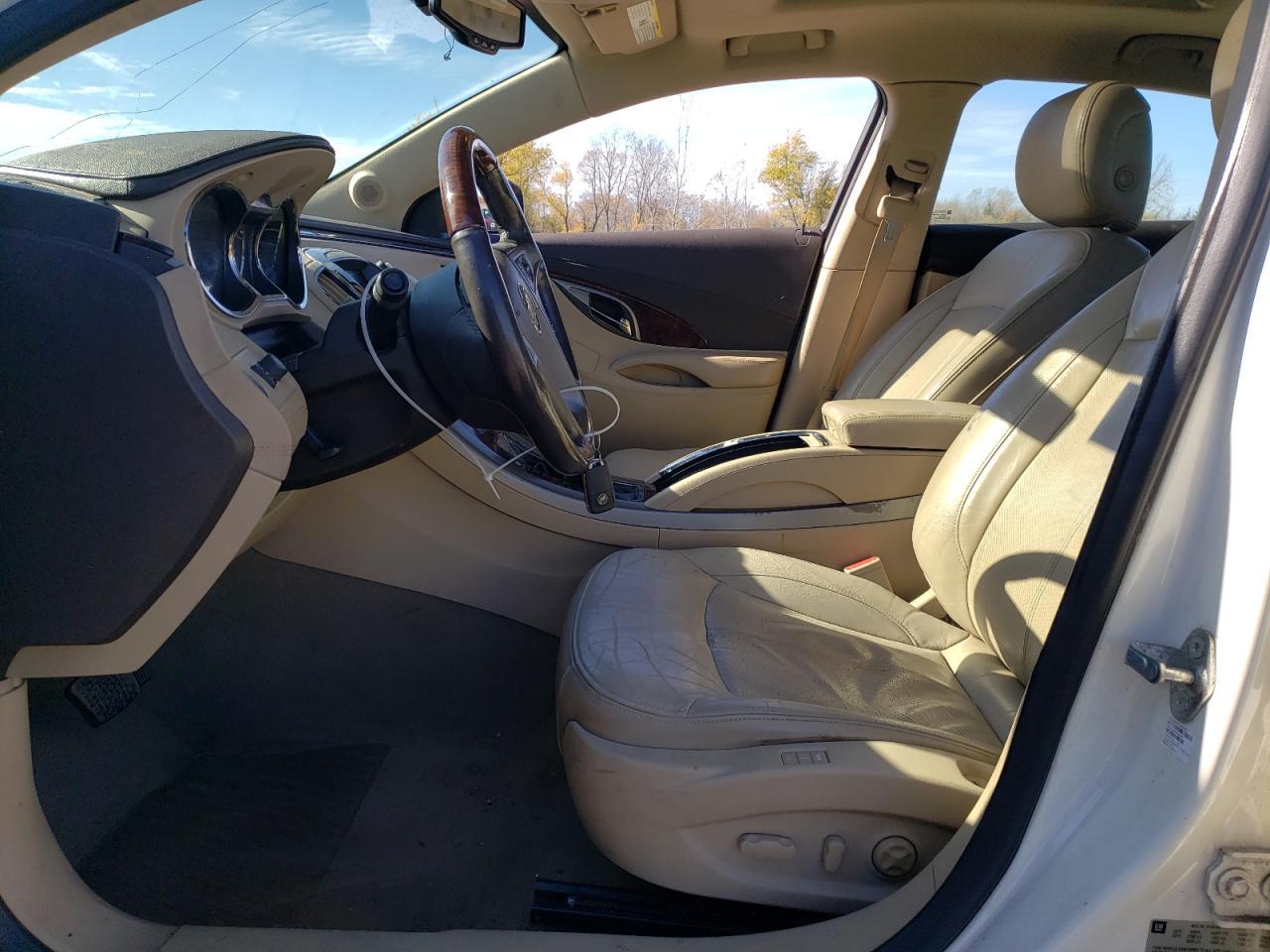 2011 Buick Lacrosse - Image 6