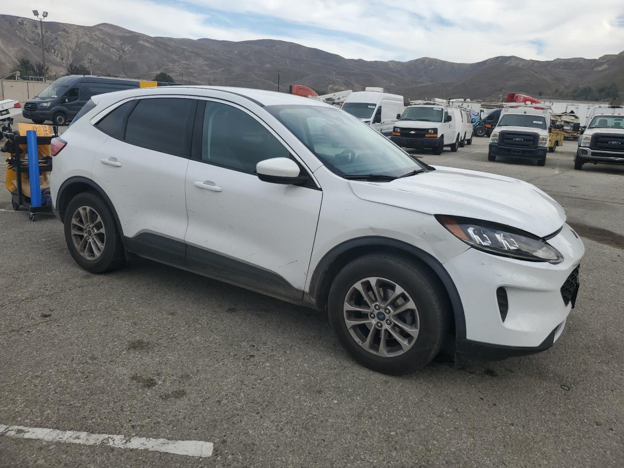 2021 Ford Escape Se - Фото 4