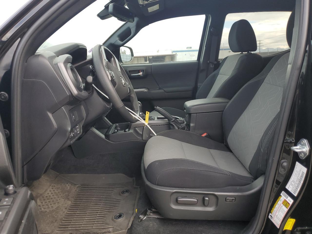 2023 Toyota Tacoma Double Cab - Image 7