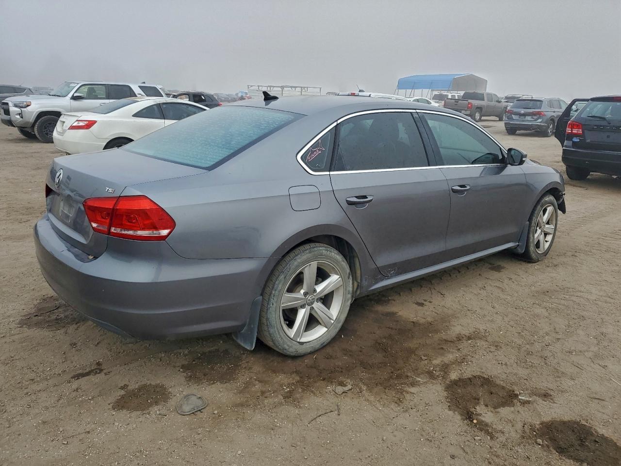 2015 Volkswagen Passat S - Image 3