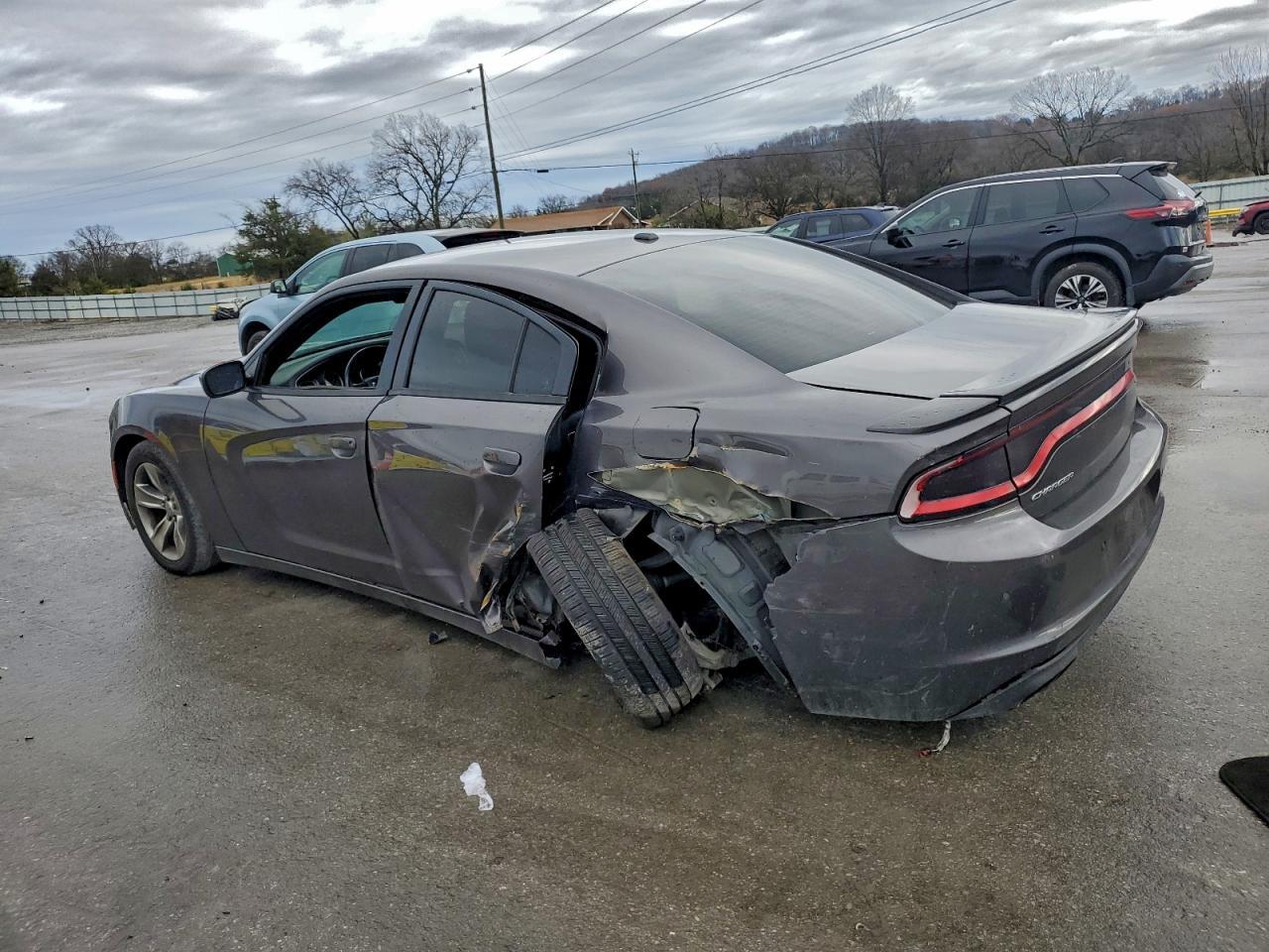2015 Dodge Charger Se - Image 2
