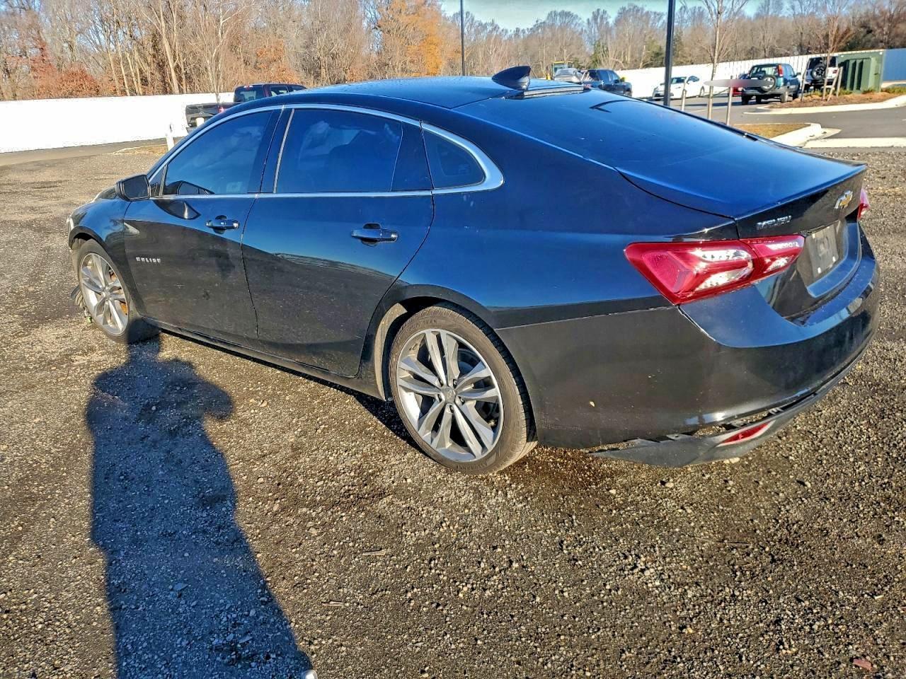 2021 Chevrolet Malibu Lt - Фото 2