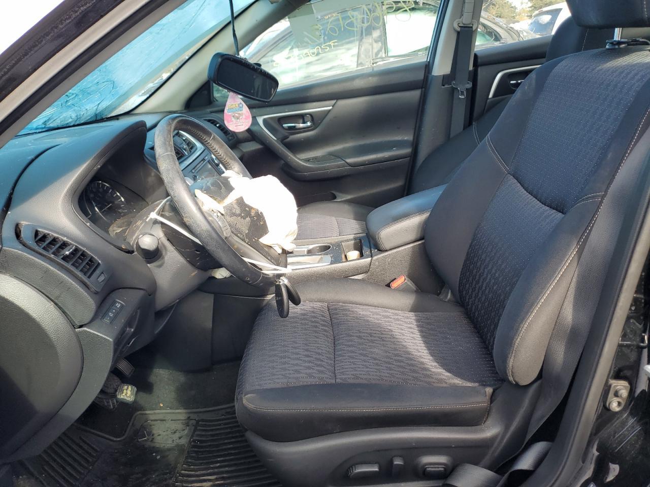 2016 Nissan Altima 2.5 - Фото 7