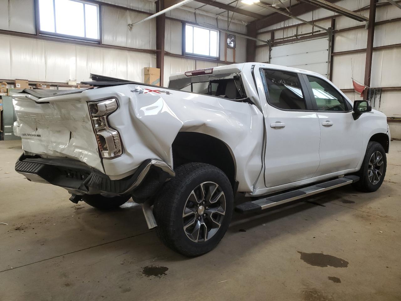 2023 Chevrolet Silverado K1500 Lt - Image 3