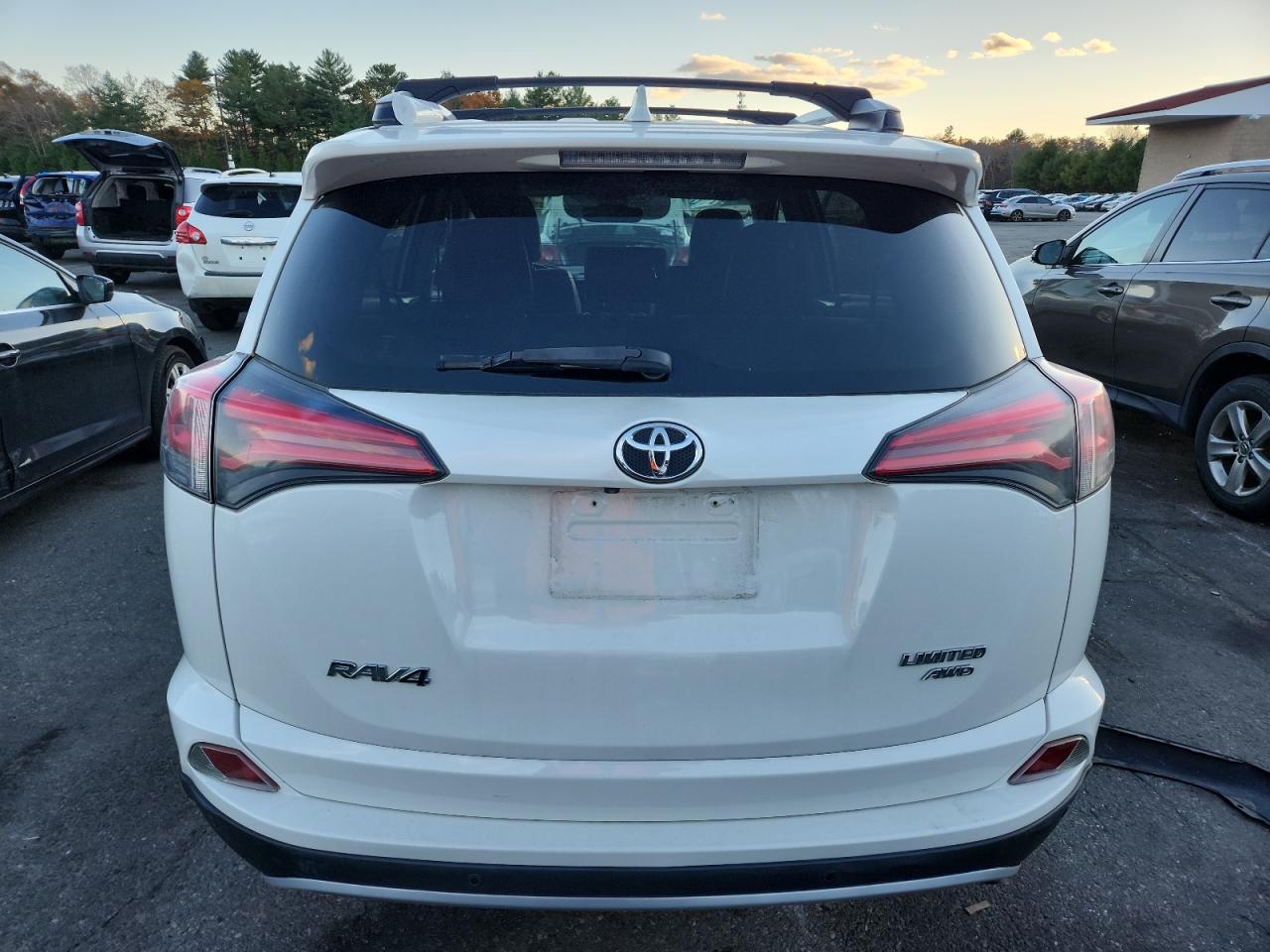 2016 Toyota Rav4 Limited - Фото 6
