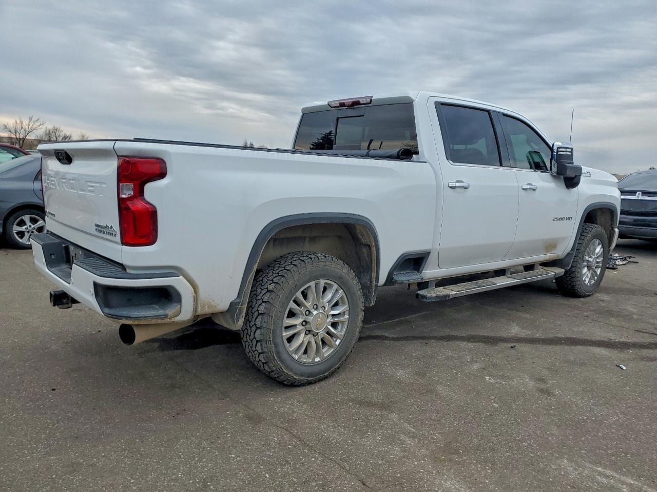 2022 Chevrolet Silverado K2500 High Country - Image 3